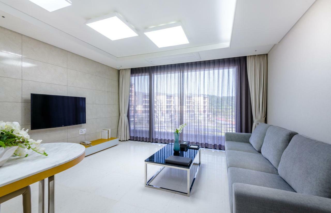 Seaside Arden Hotell Seogwipo Exteriör bild