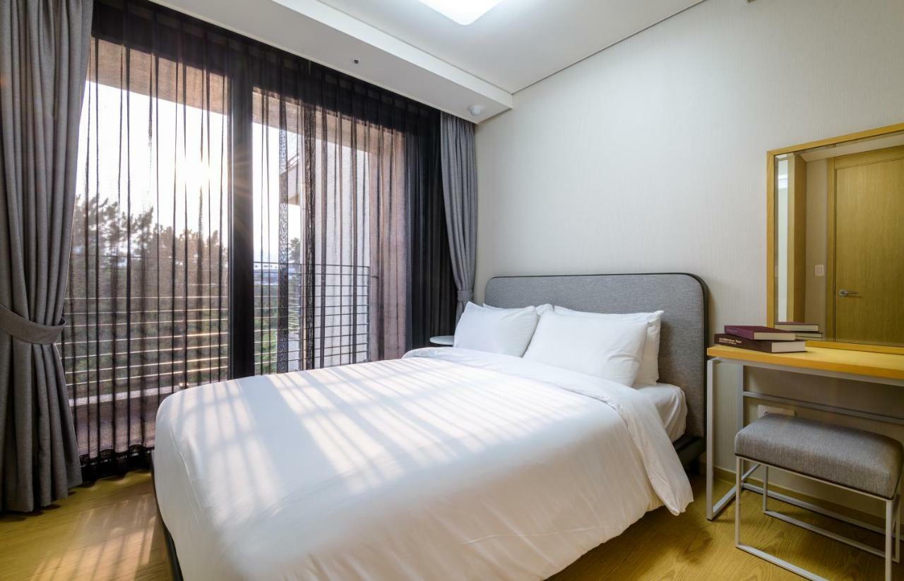 Seaside Arden Hotell Seogwipo Exteriör bild