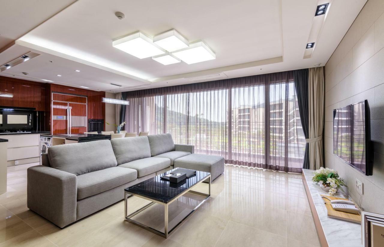 Seaside Arden Hotell Seogwipo Exteriör bild