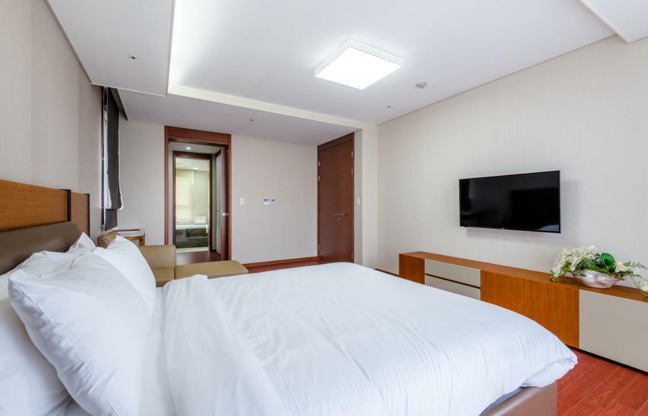 Seaside Arden Hotell Seogwipo Exteriör bild