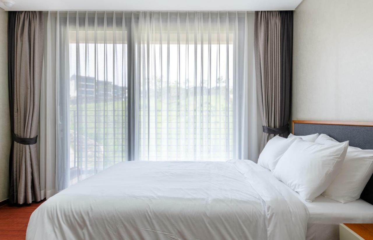 Seaside Arden Hotell Seogwipo Exteriör bild